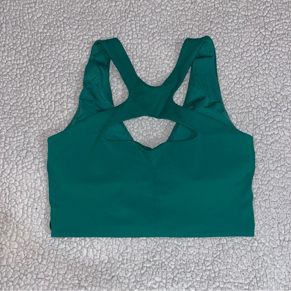 Lululemon Bend this scoop & cross bra - Picture 6 of 12